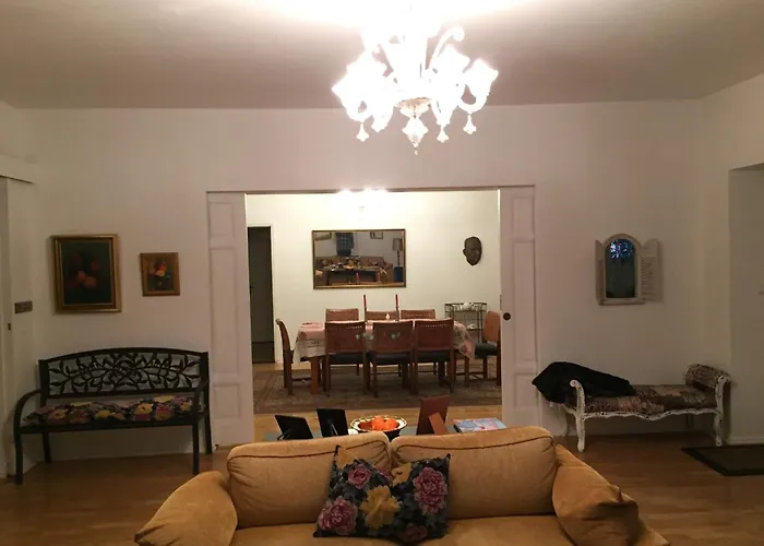 Famous Bertel Jung בית אירוח *