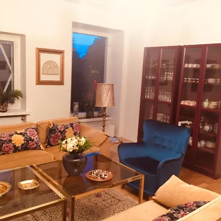 Famous Bertel Jung * 헬싱키