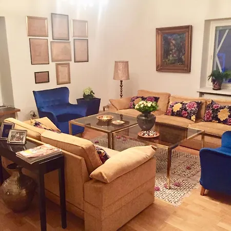 Famous Bertel Jung * 헬싱키