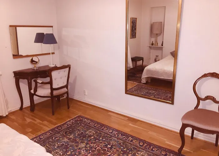 Famous Bertel Jung * Helsinky