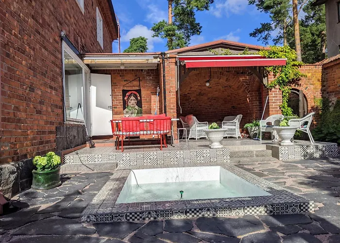 Famous Bertel Jung Ubytování v soukromí