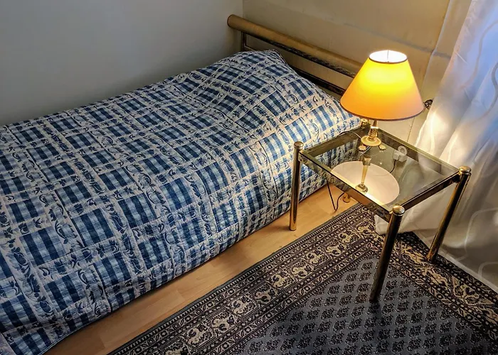 Famous Bertel Jung * Helsinky